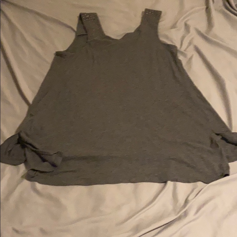 Oversized tank - Picture 3 of 3